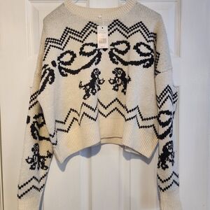 Chic Cream and Black Patterned Sweater
